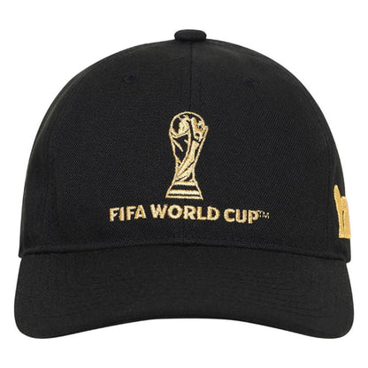 Boné Preto com Troféu de Ouro da Copa do Mundo da FIFA 2026™